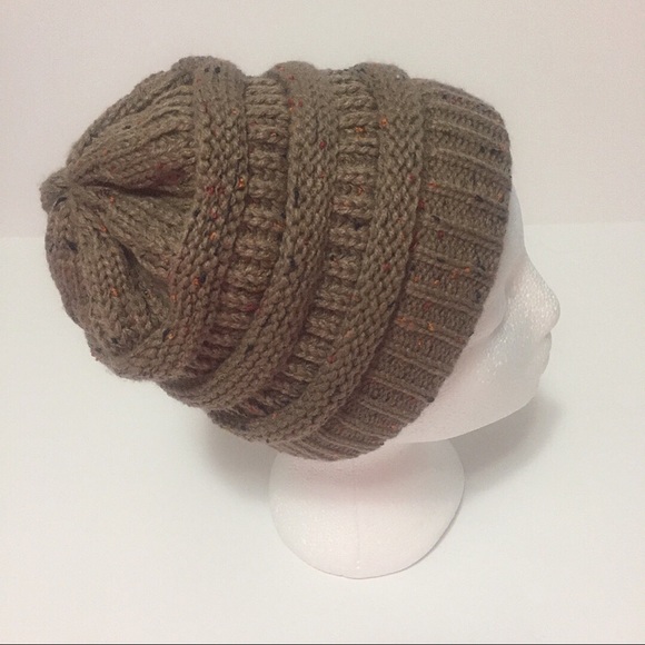 CC Taupe Tweed Beanie NWOT - Picture 3 of 8